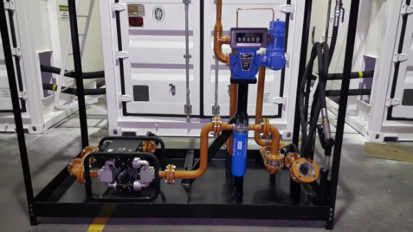 Pipeline and mechanical installation with fuel dispensing system, filtration unit and pump skid assembly