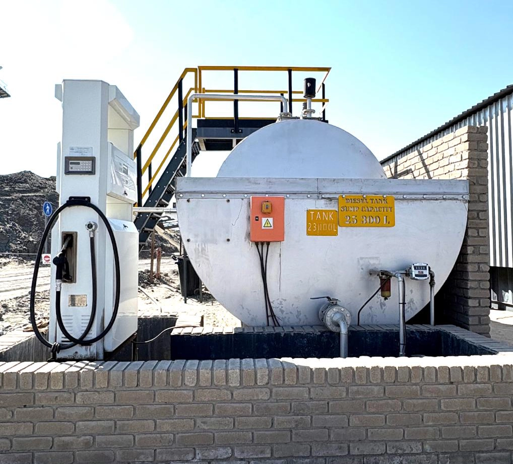 Aboveground diesel storage tank with integrated fuel dispensing system for industrial and mining operations
